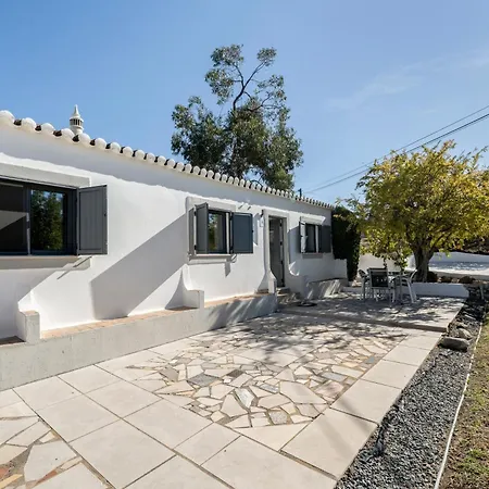 Caramujeira Country House, Marinha