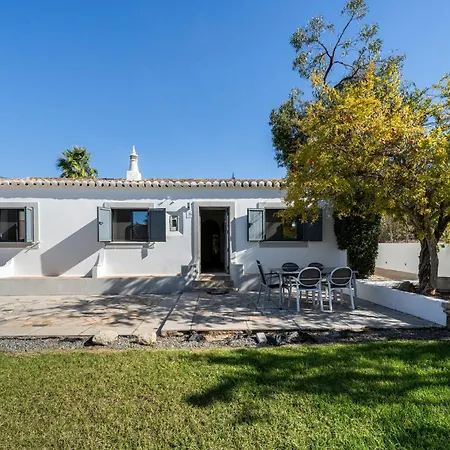 Caramujeira Country House, Marinha