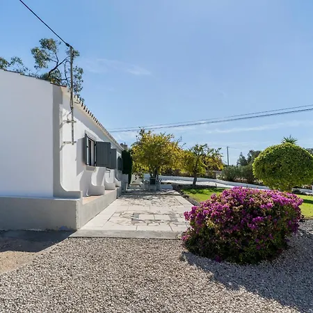 Caramujeira Country House, Marinha Holiday home Lagoa (Algarve)